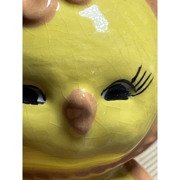 Vintage Ceramic Chick In Egg Trinket Box With Floral Accents - Picture 8 of 15